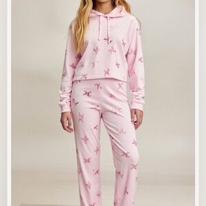Juicy 🩷Couture  🩷Fuzzy monogram shimmer pink lettering Pink Pajama Set